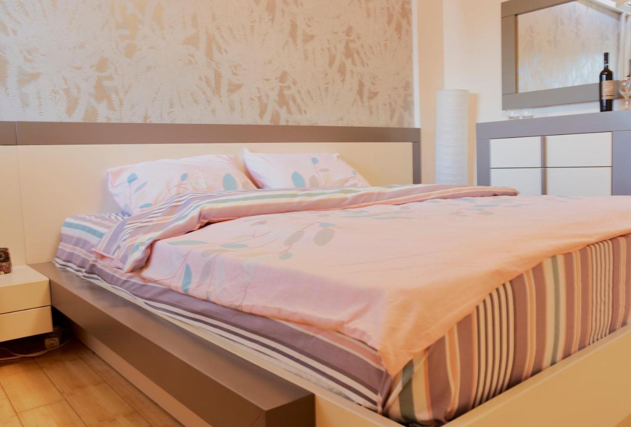Diamond Butterfly Apartment Skopje Esterno foto