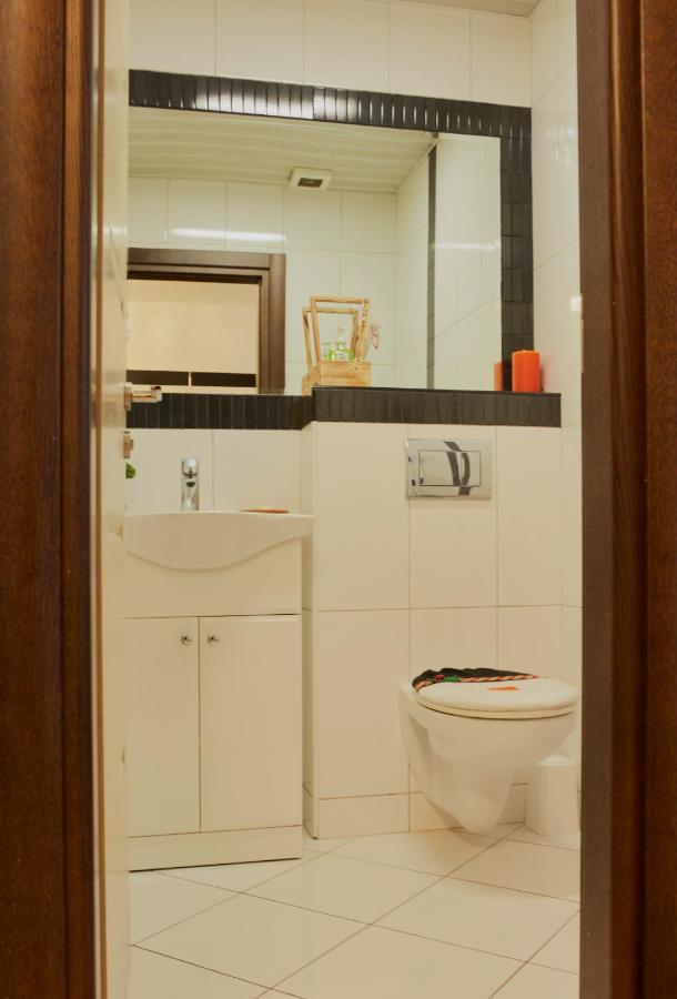 Diamond Butterfly Apartment Skopje Esterno foto