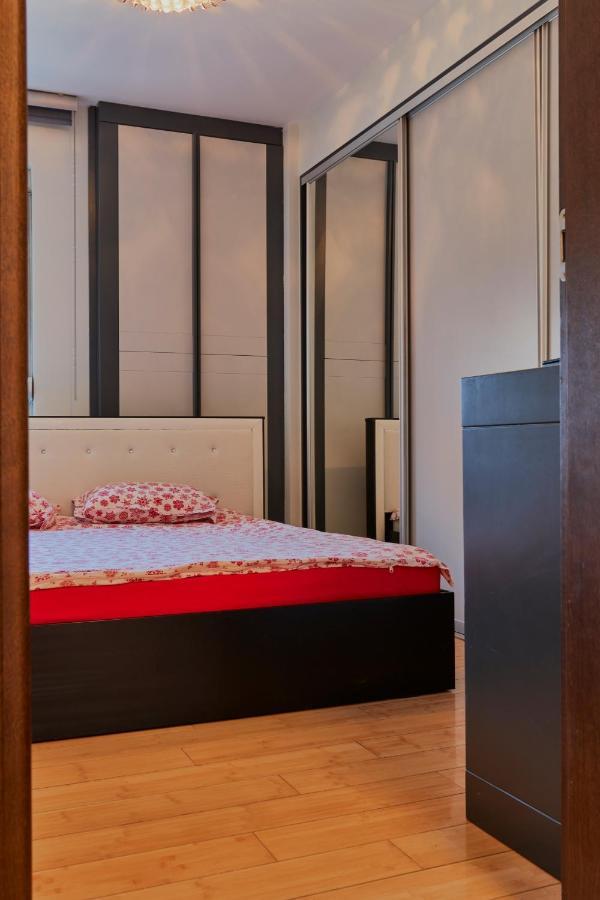 Diamond Butterfly Apartment Skopje Esterno foto